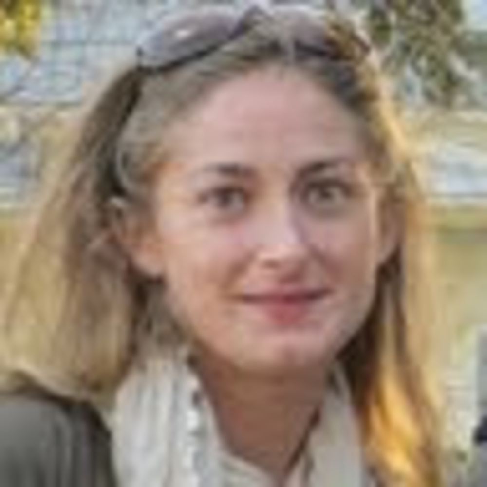 Meet your Posher, Caroline